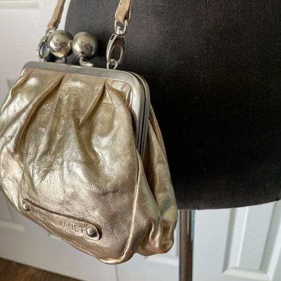 Janet & Janet Gold Leather Crossbody. Made in Italy. - Picture 2 of 14